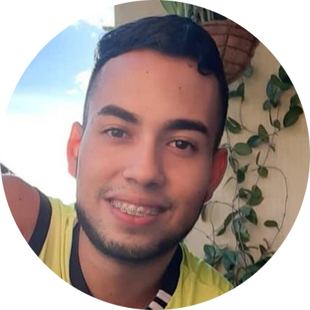 <em>Sergio Loaiza </em>